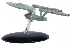 Star Trek Shipyards Starfleet Starships: 2151-2293 The Encyclopedia of Starfleet Ships Plus Collectible