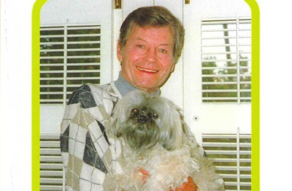 Dayton Ward and I created a Trek non-fiction reading list