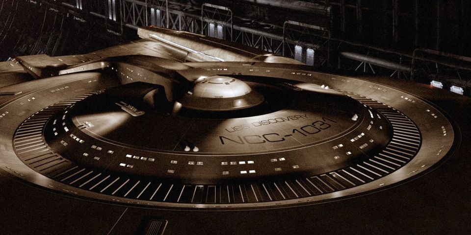 star trek uss discovery ship 0 Star Trek: Discoverys Release Date Becomes Slightly Less Murky