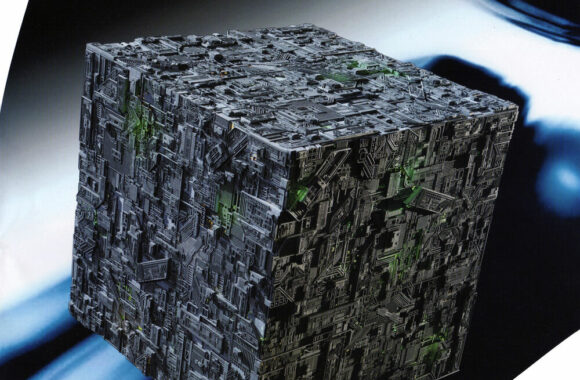 “Star Trek: The Official Starships Collection #180 Borg Cube” Review by Myconfinedspace.com